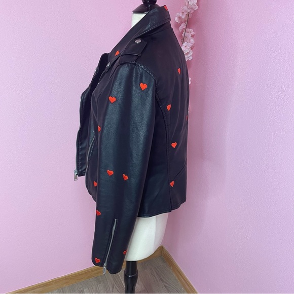 💔 Heart Embroidered Faux Leather Moro Jacket 💔 - Picture 3 of 11